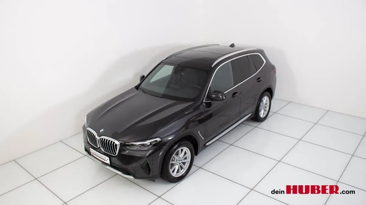 BMW X3 2024 photo 2