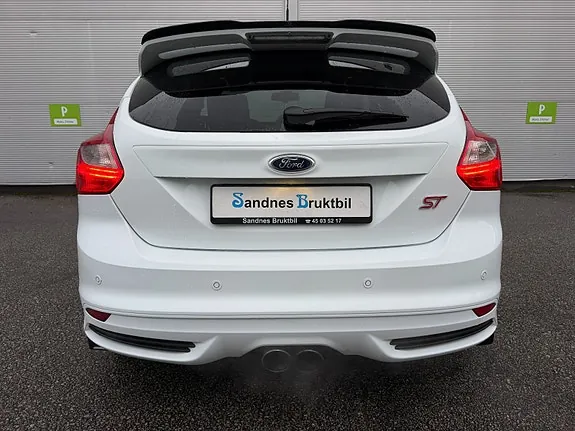 Ford Focus 2014 photo 4