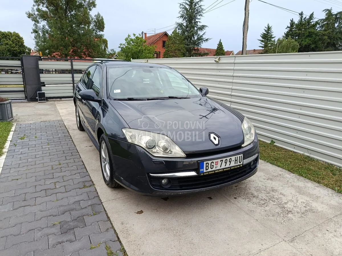 Renault Laguna 2010 photo 4
