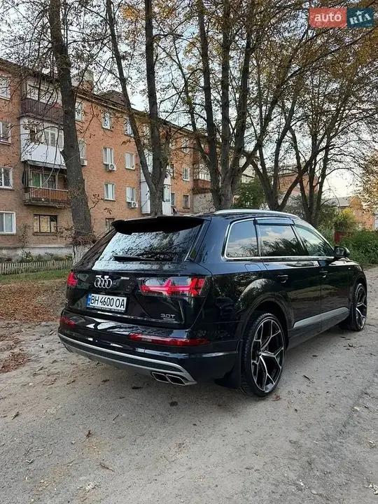 Audi Q7 2015 photo 3