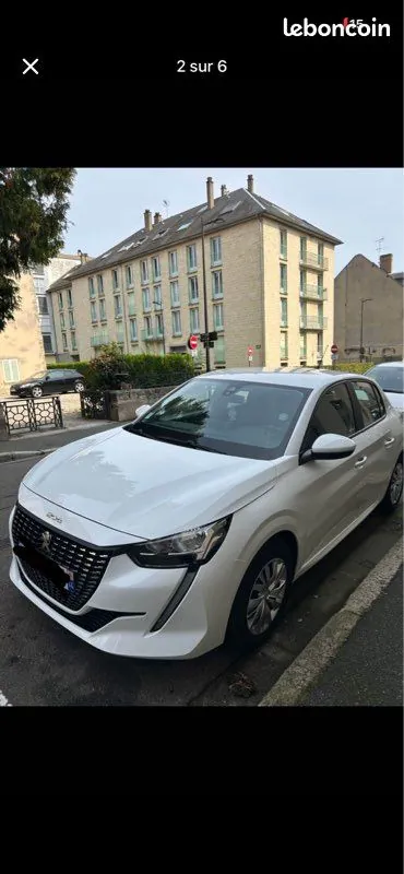 Peugeot 208
