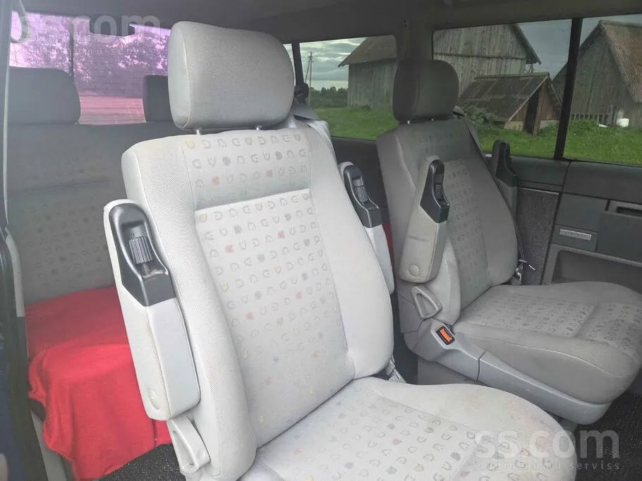 Volkswagen T4 Multivan 2000 photo 2