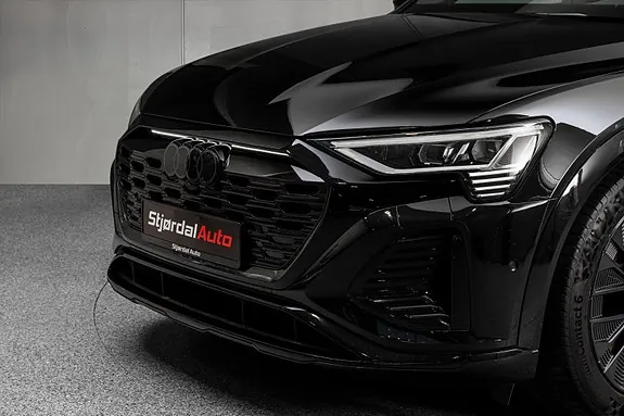 Audi Q8 E-Tron 2024 photo 3