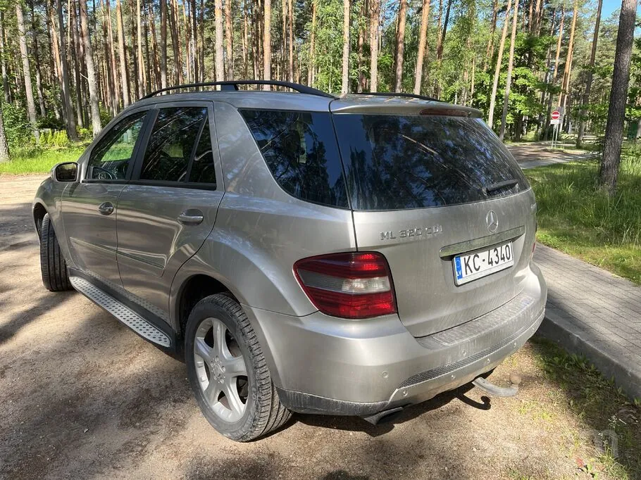 Mercedes-Benz Ml320