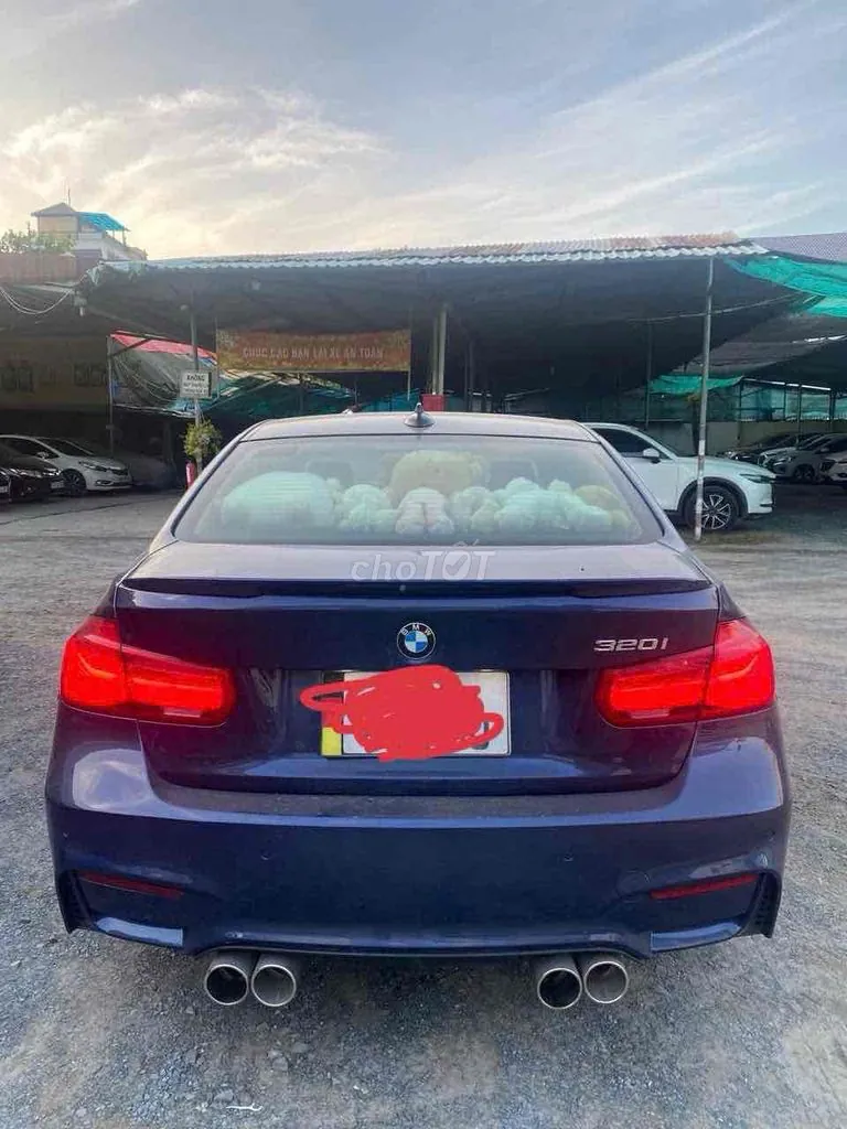 BMW 3 Series 2016 photo 2