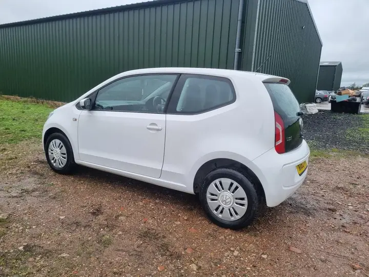Volkswagen Up 2013 photo 4