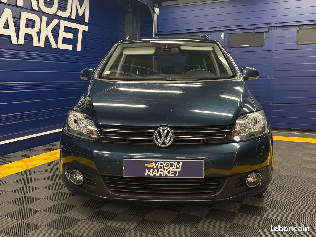 Volkswagen Golf 2013 photo 2