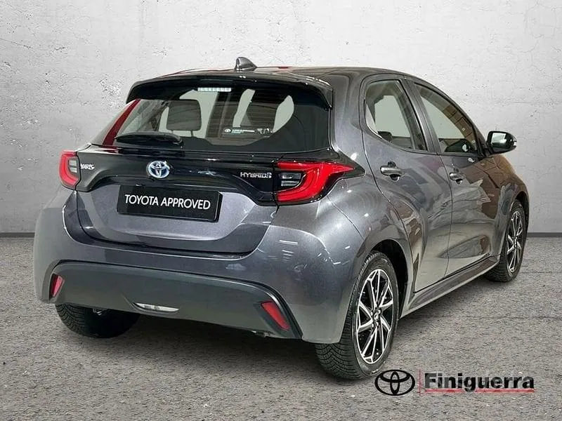 Toyota Yaris 2023 photo 5