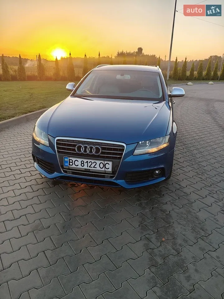 Audi A4 2008 photo 2