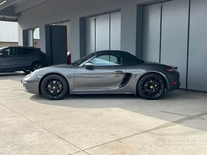 Porsche 718 Boxster 2018 photo 3