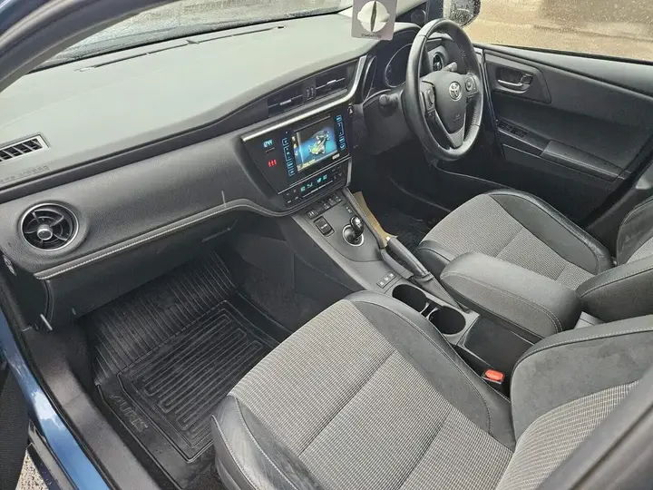 Toyota Auris 2017 photo 5