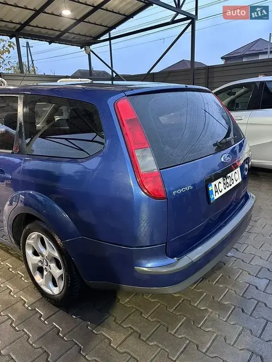 Ford Focus 2008 photo 4