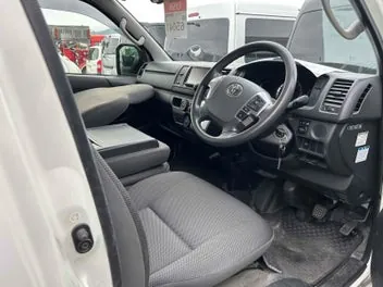 Toyota Hiace 2022 photo 4