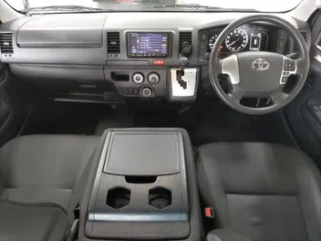 Toyota Hiace 2022 photo 5