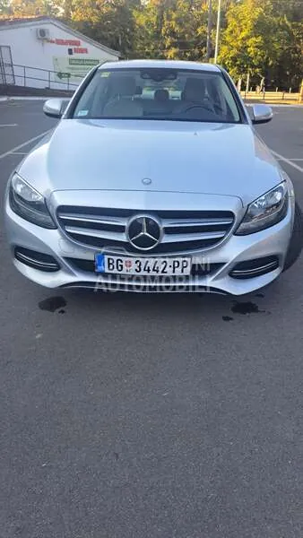 Mercedes-Benz C 250 2015 photo 3