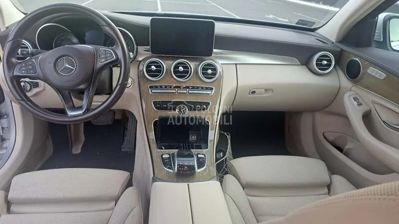 Mercedes-Benz C 250 2015 photo 2