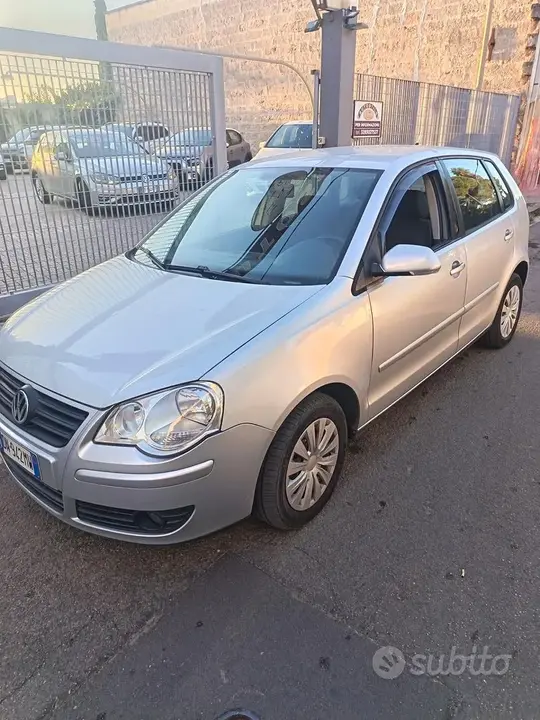 Volkswagen Polo 2008 photo 3
