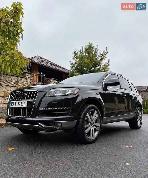 Audi Q7 2013 photo 2