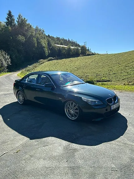 BMW 530D 2004 photo 4