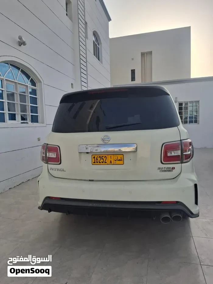 Nissan Patrol 2015 photo 5