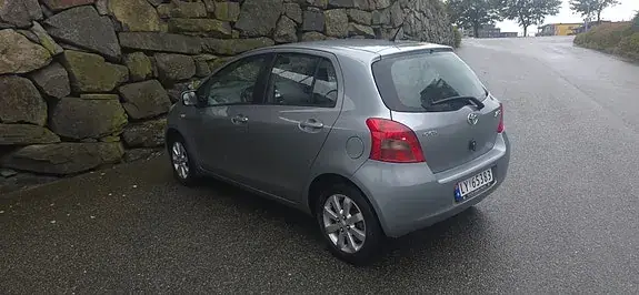 Toyota Yaris 2008 photo 4