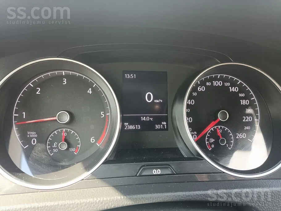 Volkswagen Golf 2019 photo 2