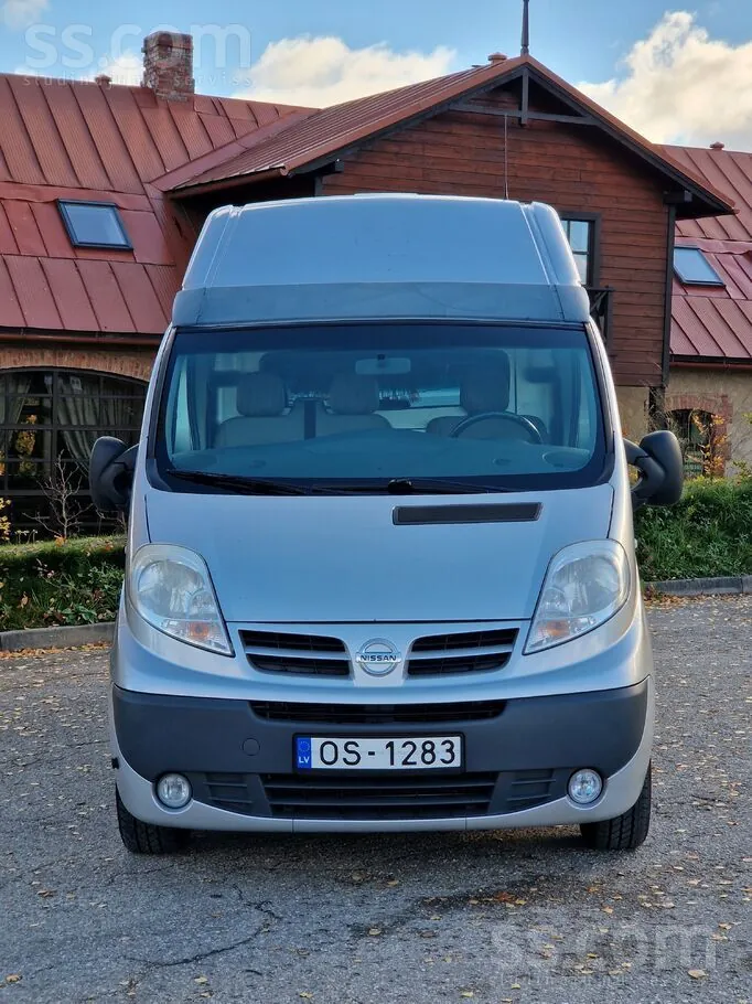 Renault Trafic 2011 photo 3