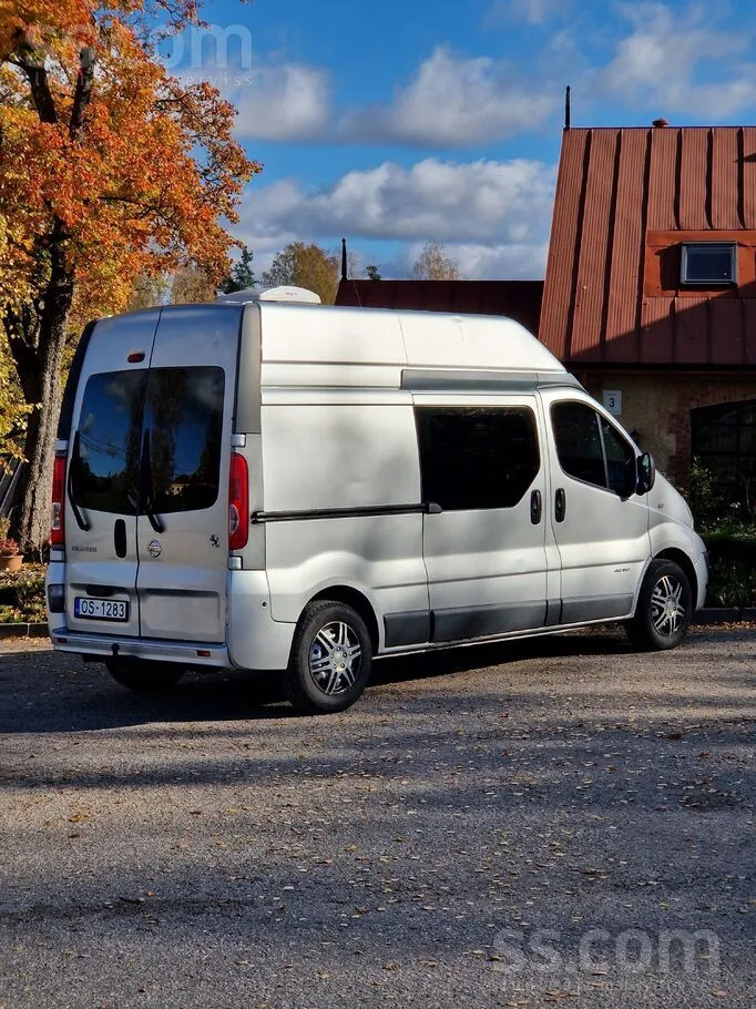 Renault Trafic 2011 photo 5