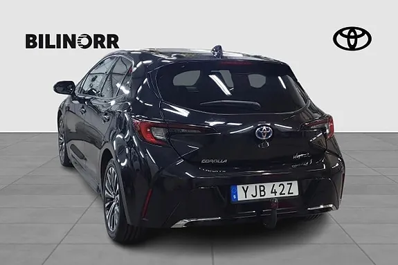 Toyota Corolla 2023 photo 2