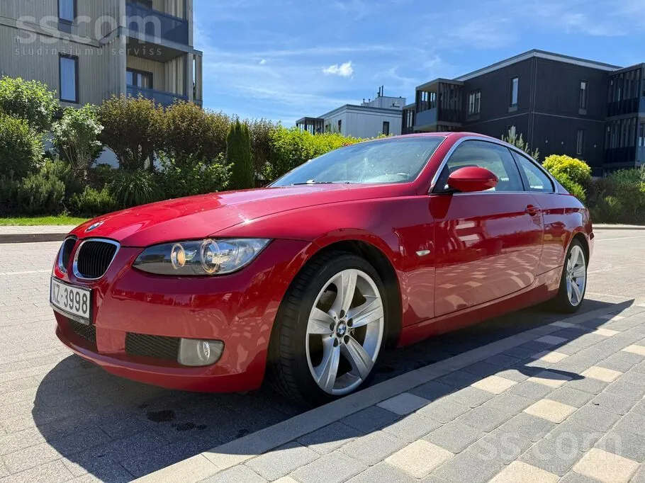 BMW 320 2008 photo 2