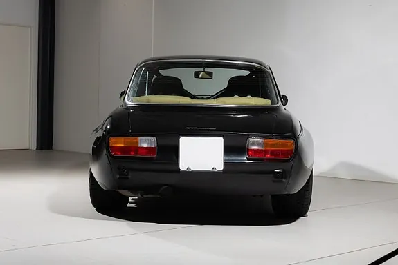Alfa Romeo Gt 1973 photo 5