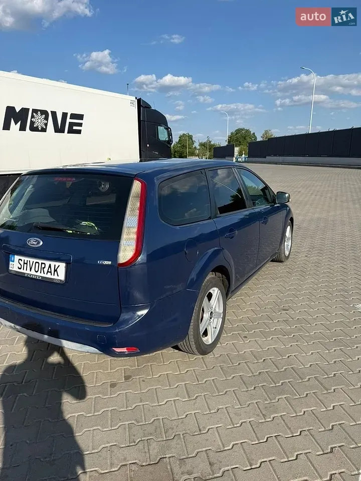 Ford Focus 2009 photo 3