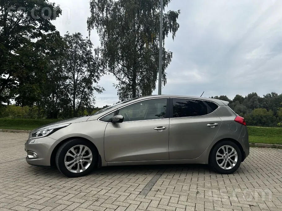 Kia Ceed 2013 photo 4
