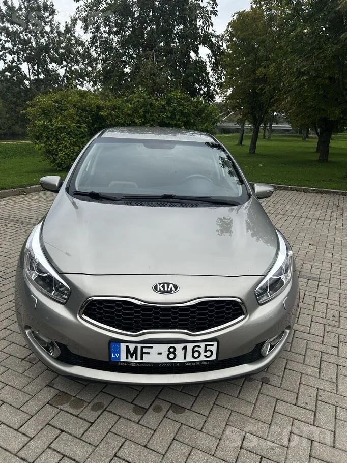 Kia Ceed 2013 photo 2