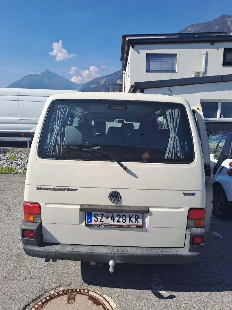 Volkswagen T4 2003 photo 2