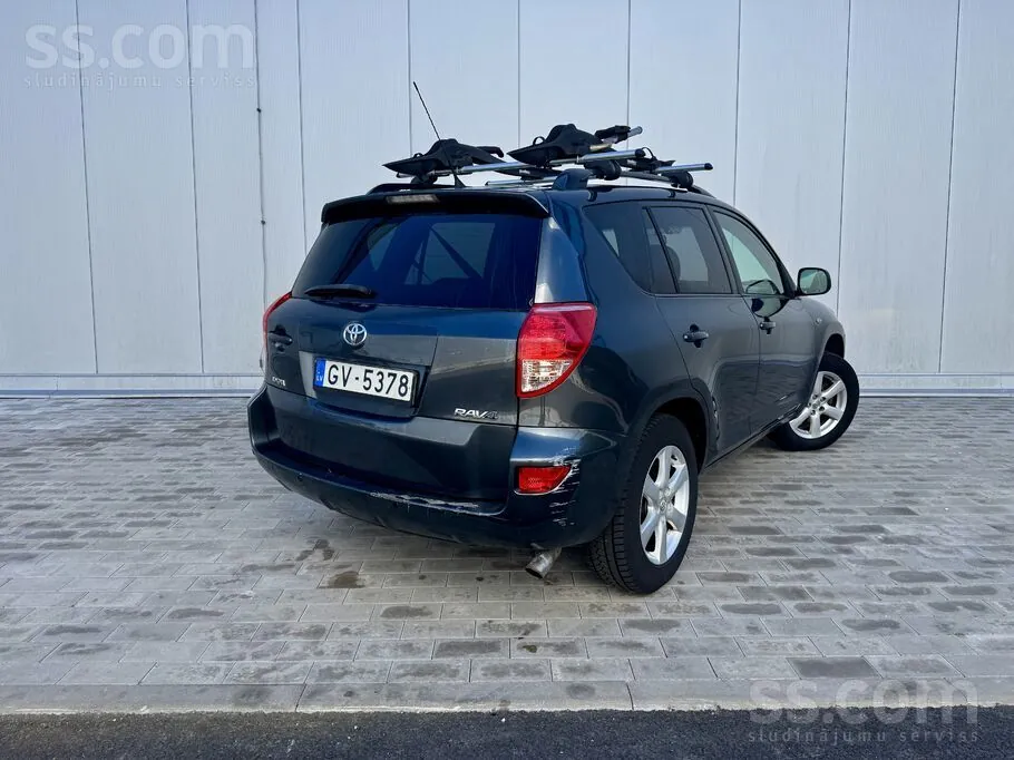 Toyota Rav4 2007 photo 4