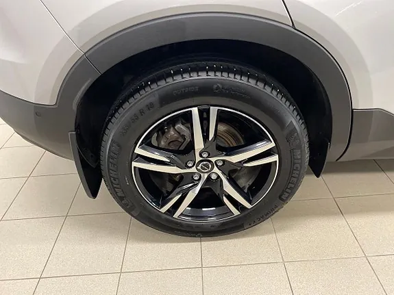 Volvo Xc40 2025 photo 5