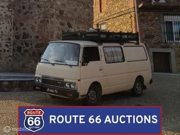 Nissan Urvan E23 1986 photo 3
