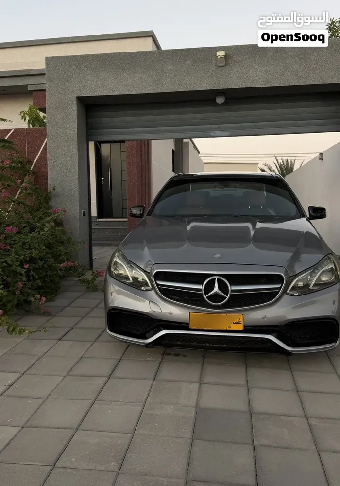 Mercedes-Benz E-Class 2011 photo 3