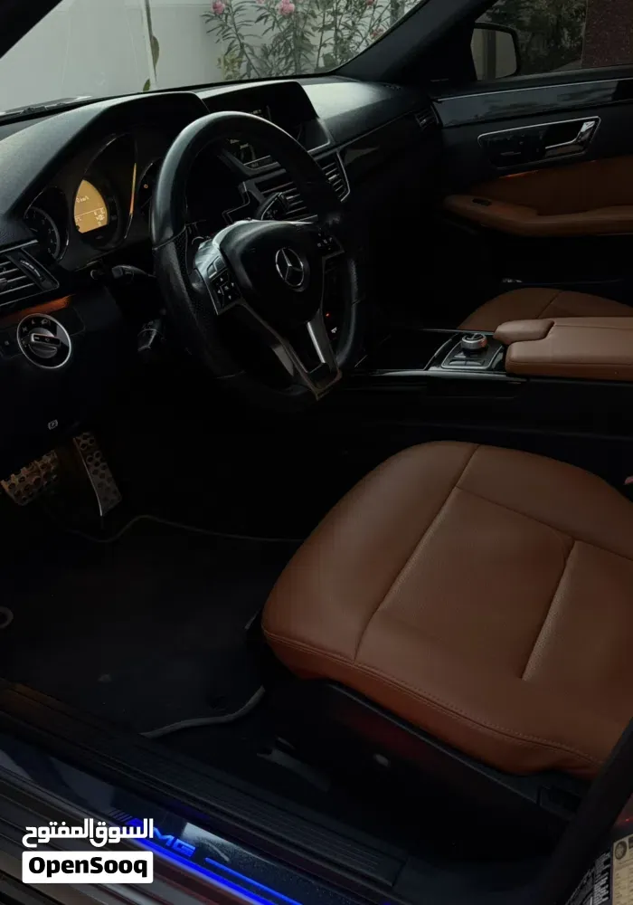 Mercedes-Benz E-Class 2011 photo 4