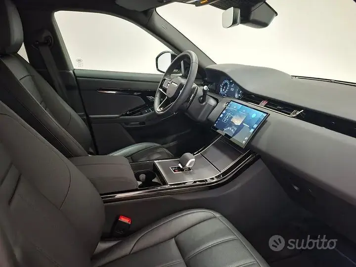 Land Rover Evoque 2024 photo 3