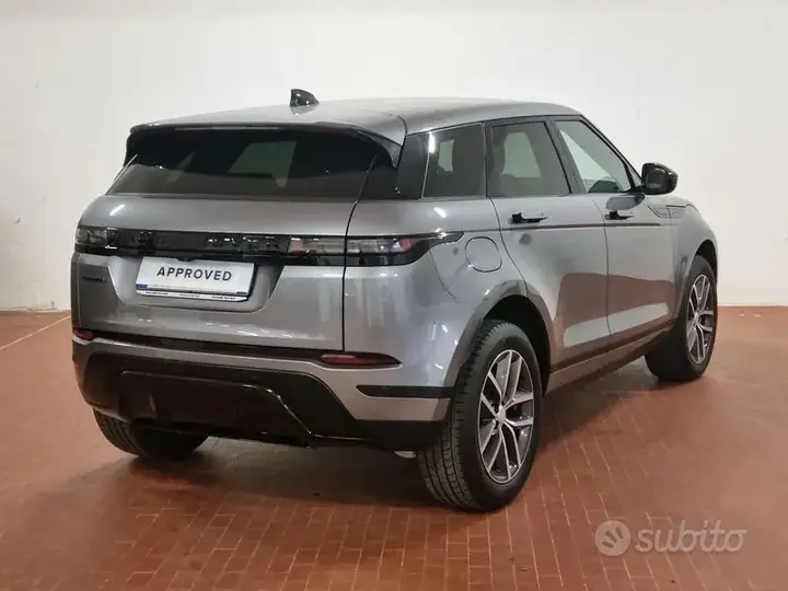 Land Rover Evoque 2024 photo 2