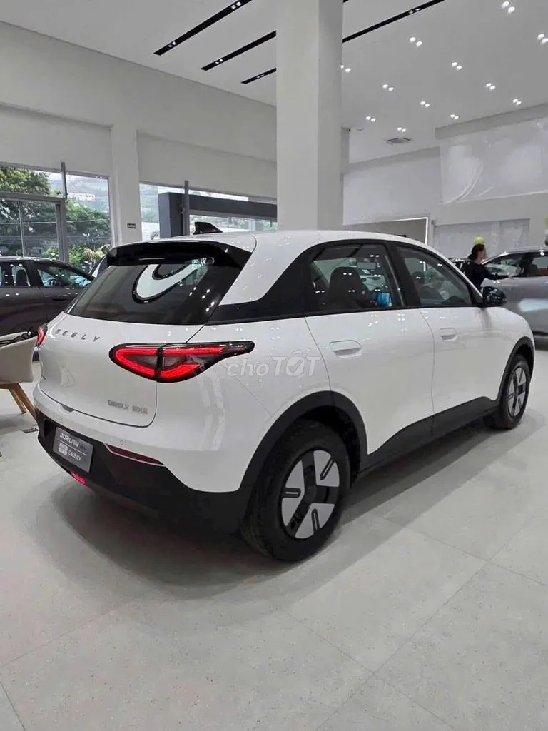 Geely Ex2