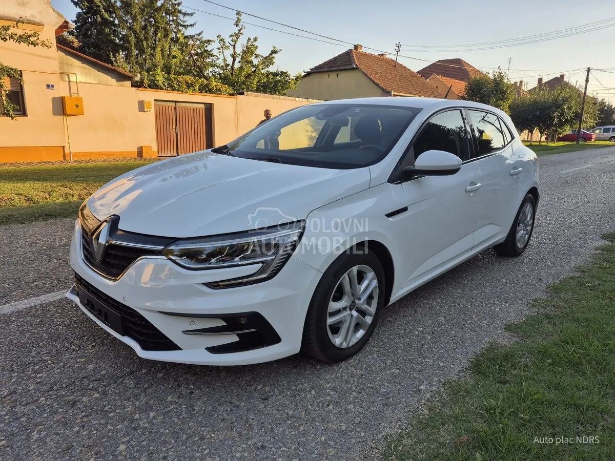 Renault Megane 2020 photo 2