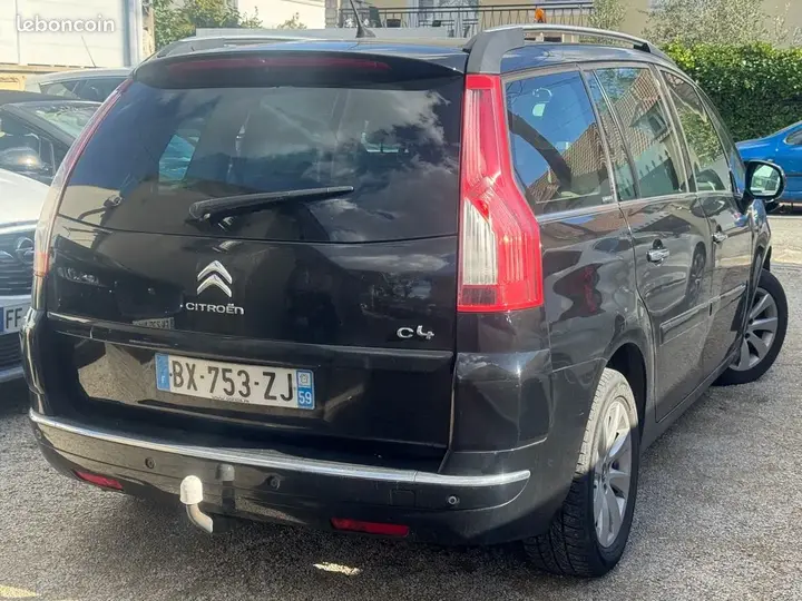 Citroen C4 Picasso 2011 photo 2