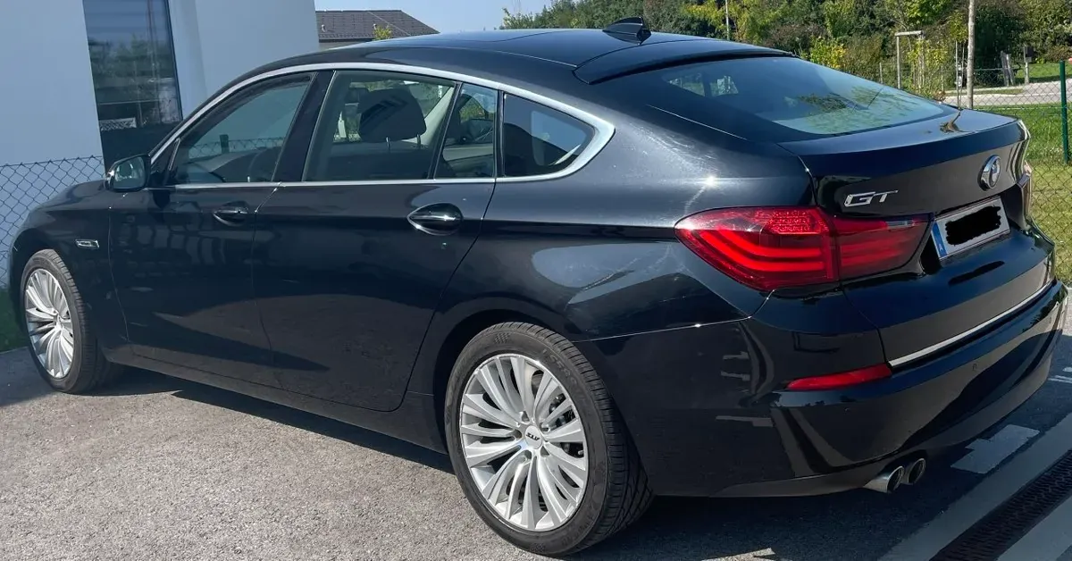 BMW 5 Series 2016 photo 2