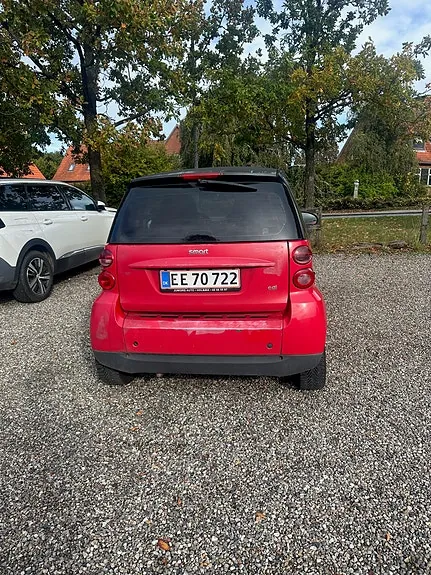 Smart Fortwo Coupe 2011 photo 2