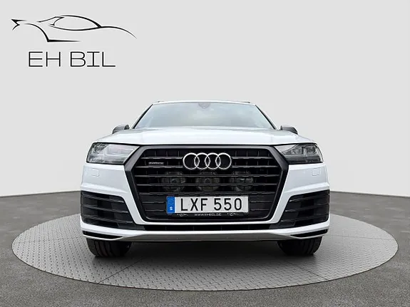 Audi Q7 2016 photo 2