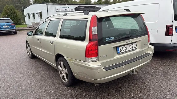 Volvo V70 2007 photo 2