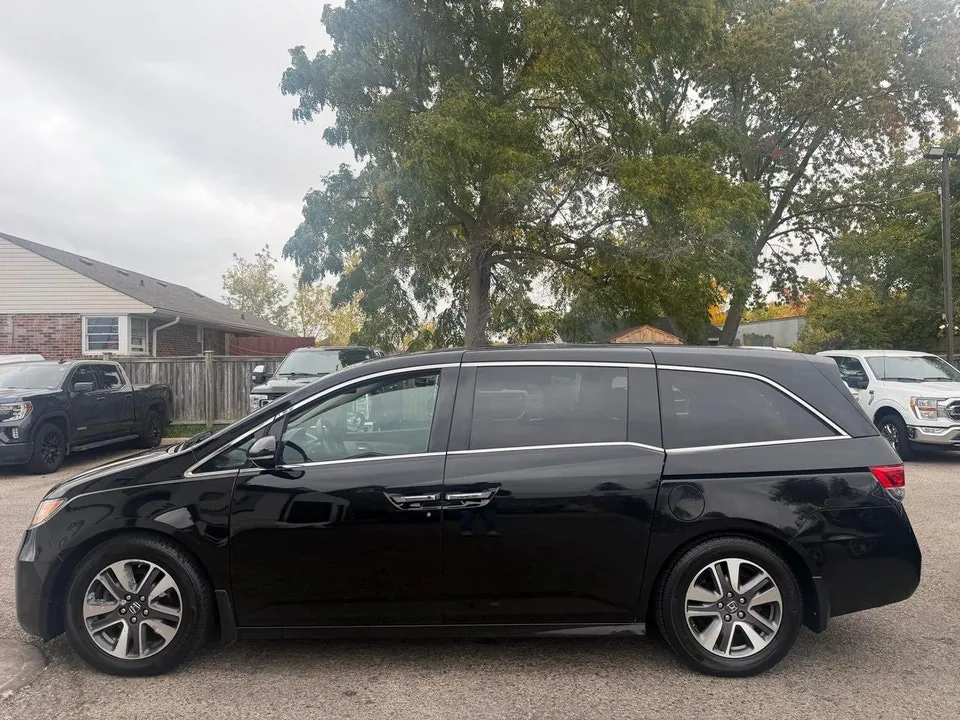 Honda Odyssey 2014 photo 4